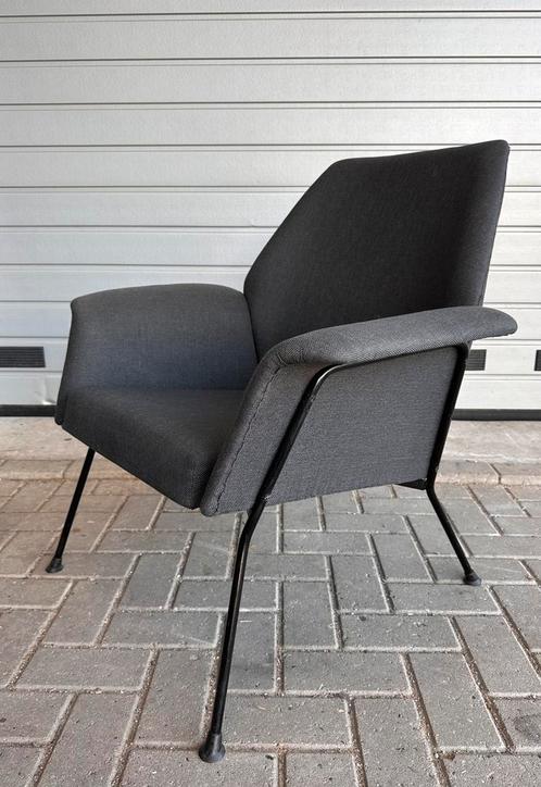 Gispen 1421 design fauteuil, Huis en Inrichting, Fauteuils, Gebruikt, Ophalen