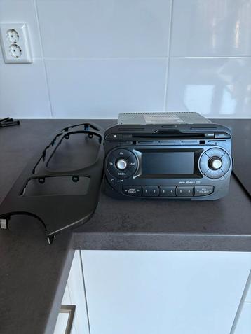 KIA Picanto 2012 Autoradio + Omhulsel beschikbaar voor biedingen