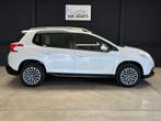 Peugeot 2008 1.2 VTi Clima Cruise Carplay Volledig Peugeot O, Voorwielaandrijving, Euro 5, Stof, Gebruikt