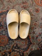 Yeezy slipper, Kleding | Heren, Ophalen of Verzenden
