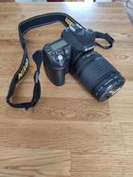 Nikon D80 10.2MP met Nikkor 18-135 (3.5/5.6), Audio, Tv en Foto, Fotocamera's Digitaal, Ophalen of Verzenden, Zo goed als nieuw