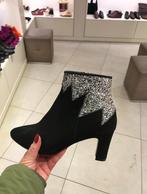 Zwarte suede laarzen met zilver glitter van Minelli mt 37, Zwart, Lage of Enkellaarzen, Ophalen of Verzenden, Zo goed als nieuw