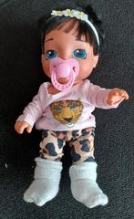 Leuke Pop met verzameling kleertjes accessoires, Ophalen of Verzenden, Gebruikt