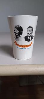 Beker prinses Beatrix en prins Claus, Verzamelen, Zo goed als nieuw, Ophalen, Servies