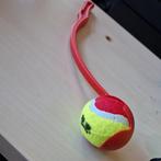 Ballen werper met bal., Dieren en Toebehoren, Hondenspeelgoed, Ophalen of Verzenden, Zo goed als nieuw, Apporteerspeelgoed