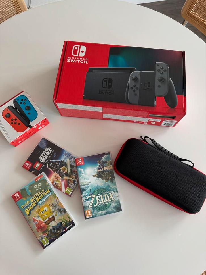 Nintendo Switch - Grey (Compleet pakket + extra accessoires), Spelcomputers en Games, Spelcomputers | Nintendo Switch, Zo goed als nieuw
