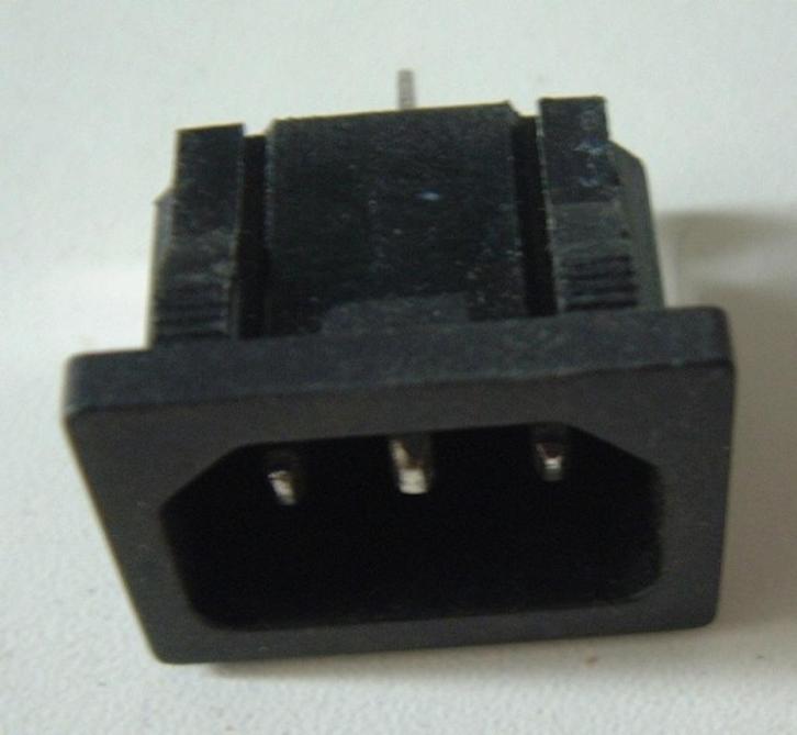 Diverse Stroom stopcontact Stroomaansluiting 220 volt, Hobby en Vrije tijd, Elektronica-componenten, Gebruikt, Ophalen