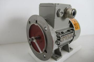 0,12 KW 1360 toeren, B35. As 11 mm. NIEUW. beschikbaar voor biedingen