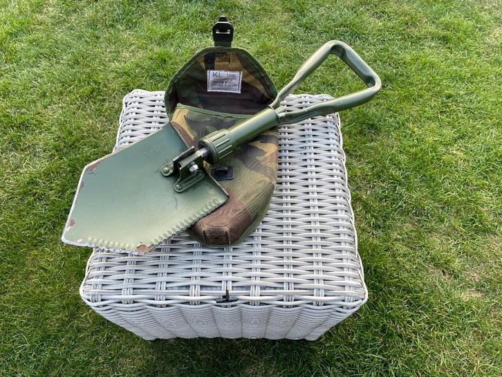 Opvouwbare schep met hoes/tas, Tuin en Terras, Hand-tuingereedschap, Gebruikt, Schop, Ophalen of Verzenden