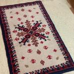 Vintage wollen Smyrna vloerkleed 110/60, Gebruikt, Etten-Leur, DJT@dejuistetoon.eu, Rood