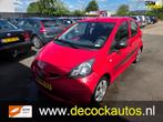 Toyota Aygo 1.0-12V/5DEURS/APK 08-2026, Voorwielaandrijving, Gebruikt, 4 stoelen, 68 pk
