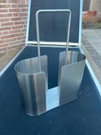 Lectuur/kranten/tijdschrifen bak, Ophalen