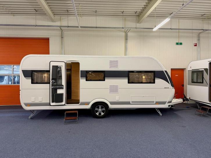 Hobby Maxia 585 UL Heel veel EXTRA'S, Caravans en Kamperen, Caravans, Bedrijf, tot en met 4, Rondzit, Hobby, 2 aparte bedden, Overige typen