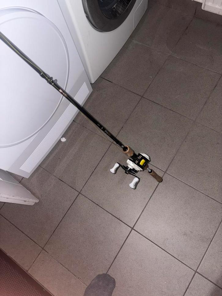 Abu Garcia Reel & Vishengel - Topconditie!, Watersport en Boten, Hengelsport | Roofvissen, Zo goed als nieuw, Complete set, Ophalen