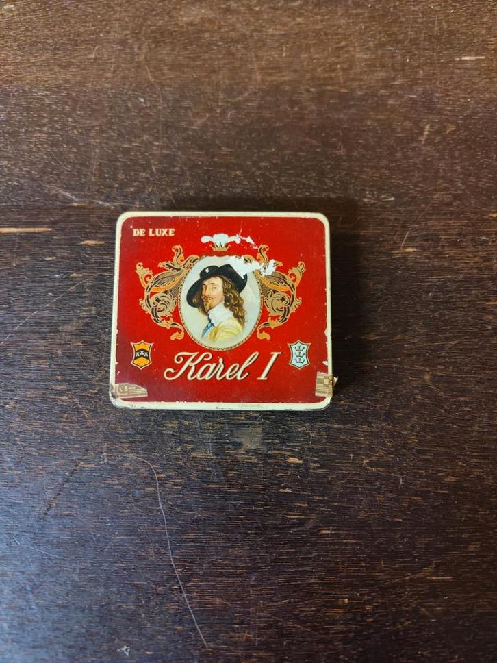 Vintage Sigarenblikje Karel I - '20 Sigaren Amarillo De Luxe, Verzamelen, Blikken, Zo goed als nieuw, Overige, Ophalen of Verzenden