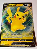 Pikachu V SWSH198 - Promo Kaart, Hobby en Vrije tijd, Verzamelkaartspellen | Pokémon, Verzenden, Zo goed als nieuw, Losse kaart