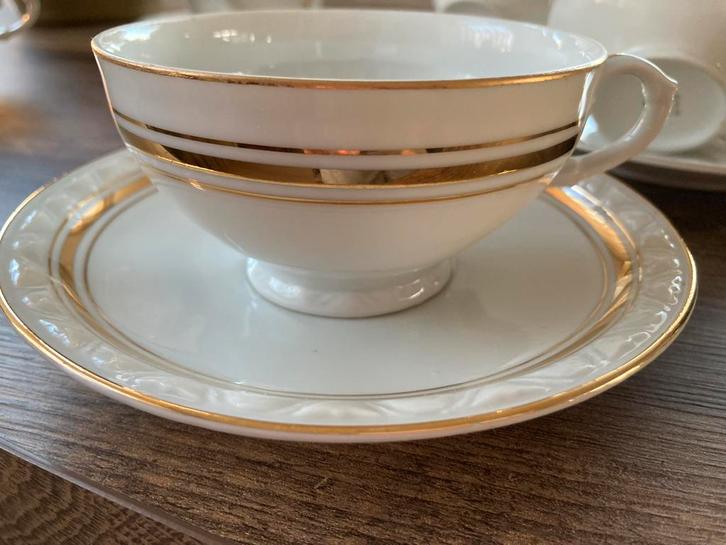 Chique kop en schotels met gouden rand Gebruder Benedikt, Antiek en Kunst, Antiek | Servies los, Ophalen of Verzenden
