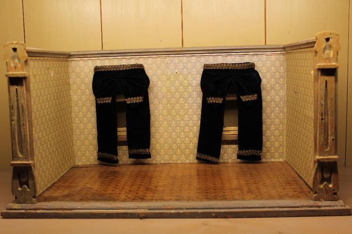 (53) Antiek poppenhuis poppenkamer, Antiek en Kunst, Antiek | Speelgoed, Ophalen of Verzenden