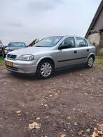 Opel Astra 1.6 16V 5D 2001 Grijs, Auto's, Opel, Voorwielaandrijving, Stof, Zwart, 4 cilinders