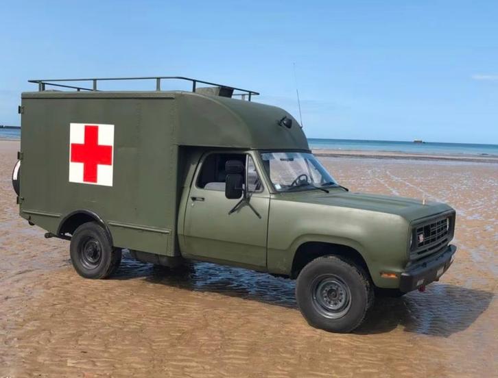 DODGE CAMPER AMBULANCE M886 W200, Auto-onderdelen, Carrosserie en Plaatwerk, Spatbord, Dodge, Voor, Nieuw, Ophalen