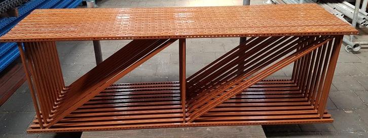 Stelling 240 hoog en 80 diep met dichte houten legborden, Doe-het-zelf en Verbouw, Metalen, Gebruikt, IJzer, Ophalen