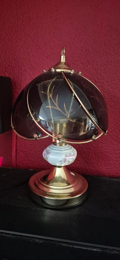 Hollywood Regency Stijl lotus Tafellamp, Huis en Inrichting, Lampen | Tafellampen, Zo goed als nieuw, Minder dan 50 cm, Glas, Metaal