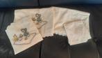 2x baby ledikant lakentjes (op 1 lakentje vlekjes, Gebruikt, Jongetje of Meisje, Wit, Ophalen