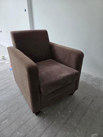 GRATIS Heerlijk zittende fauteuil beschikbaar voor biedingen