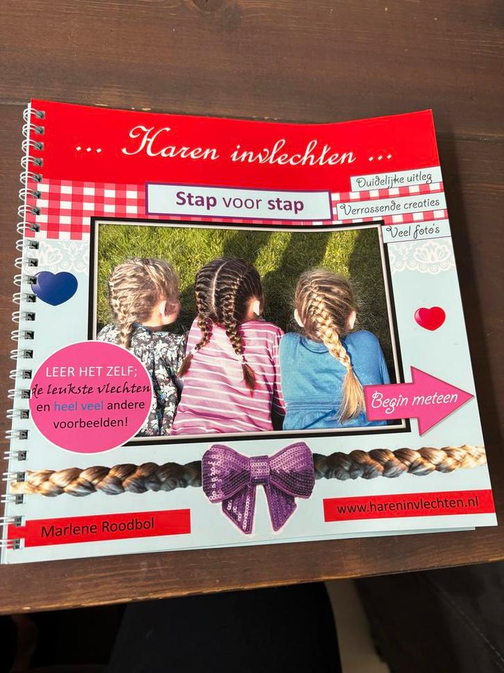 Haren Invlechten - Stap voor Stap, Boeken, Hobby en Vrije tijd, Zo goed als nieuw, Overige onderwerpen, Geschikt voor kinderen