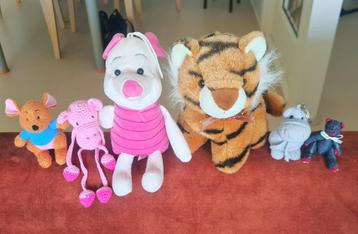 Knuffels, pluche beesten en oud beertje beschikbaar voor biedingen