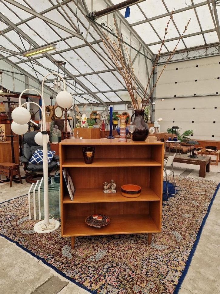 vintage boekenkast met twee verstelbare planken, 100cm, Huis en Inrichting, Kasten | Boekenkasten, Gebruikt, 50 tot 100 cm, 100 tot 150 cm