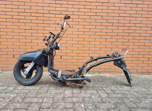 Sym Tonik | Frame | 45 km | Brom | 2011 + voorvork, Fietsen en Brommers, Brommeronderdelen | Scooters, Frame, Ophalen