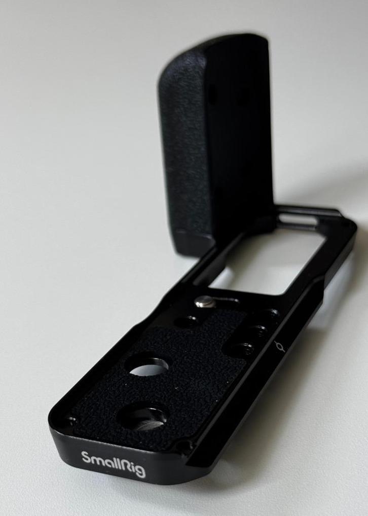 SmallRig - L-Shape Grip voor FUJIFILM X100VI / X100V, Audio, Tv en Foto, Fotocamera's Digitaal, Zo goed als nieuw, Compact, Fuji