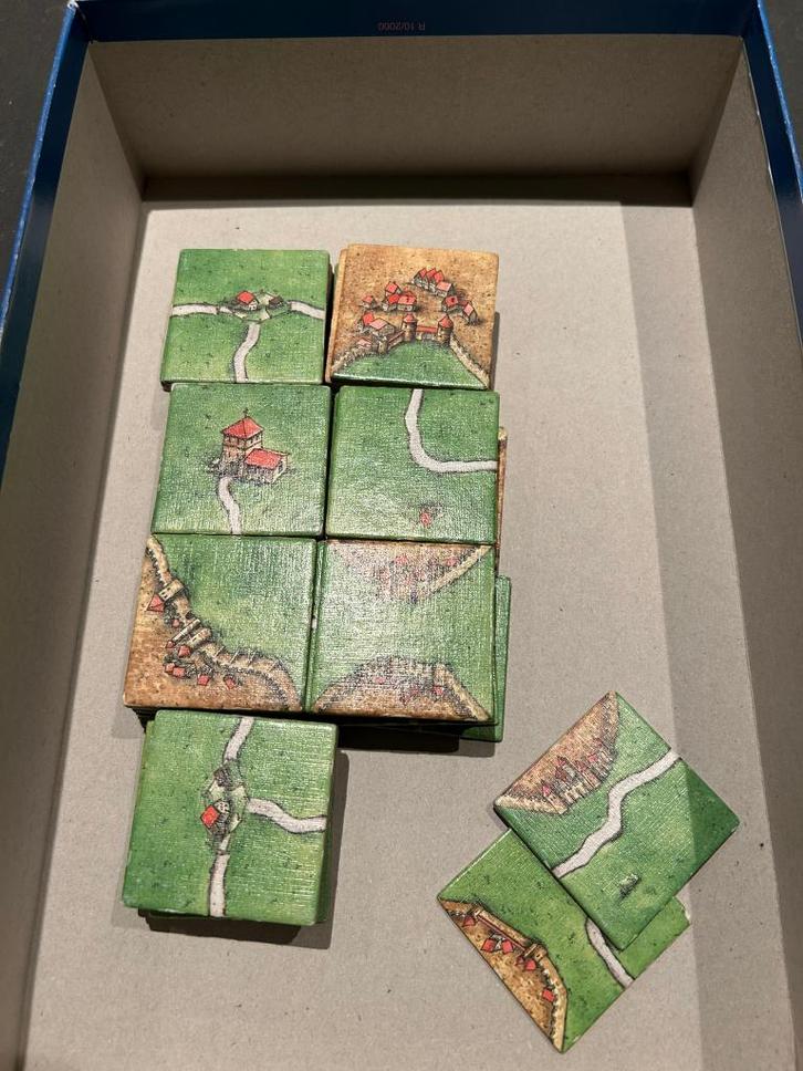Carcassonne tegels - 72 stuks, Hobby en Vrije tijd, Gezelschapsspellen | Bordspellen, Gebruikt, Een of twee spelers, Drie of vier spelers