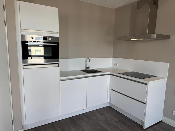 Complete Moderne Hoekkeuken + Apparatuur + GEDEMONTEERD, Huis en Inrichting, Keuken | Complete keukens, Hoekkeuken, Wit, Kunststof