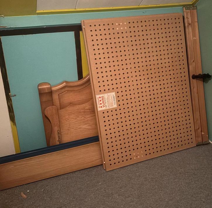 twijfelaar/2 persoons bed, Huis en Inrichting, Slaapkamer | Bedden, Zo goed als nieuw, Twijfelaar, Hout, Ophalen of Verzenden