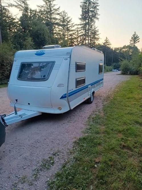 Hobby de Luxe Easy 495 UK met stapelbed., Caravans en Kamperen, Caravans, Particulier, tot en met 4, Treinzit, Hobby, Luifel, Ophalen