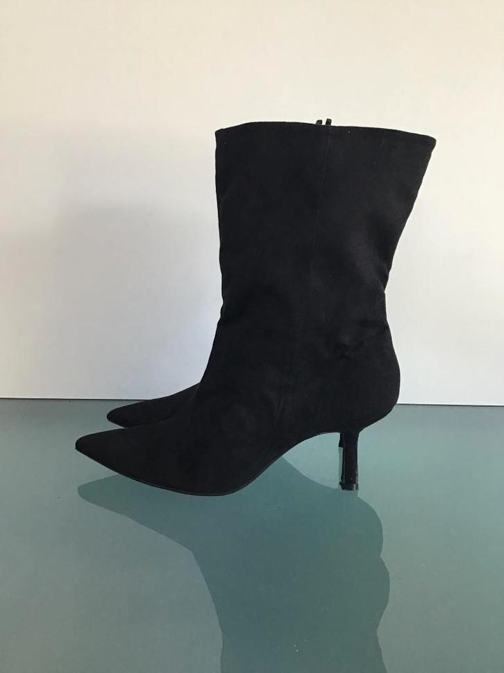 GRATIS VERZENDEN | SEXY zwarte laarzen 40, Kleding | Dames, Schoenen, Zo goed als nieuw, Lage of Enkellaarzen, Zwart, Verzenden