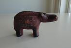Vintage Beeldje van een Tapir gemaakt van Keramiek, Antiek en Kunst, Antiek | Keramiek en Aardewerk, Ophalen