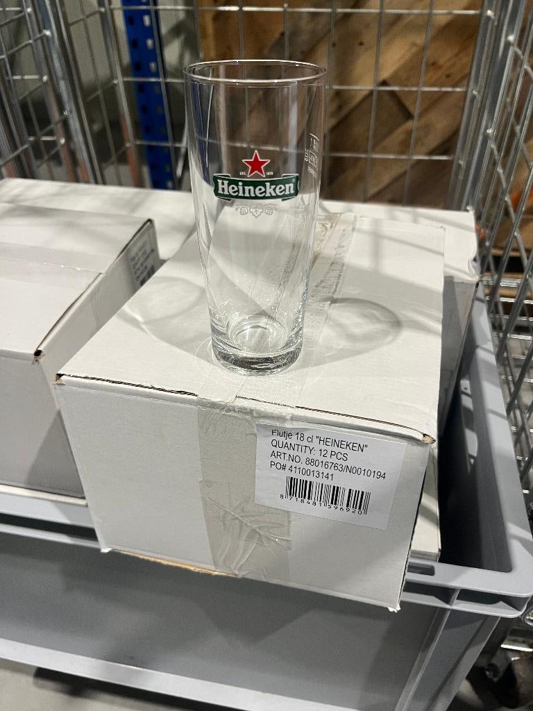 200x Heineken fluitjes 18 cl – 120 nieuw in doos, Ophalen, Nieuw, Glas of Glazen, Heineken