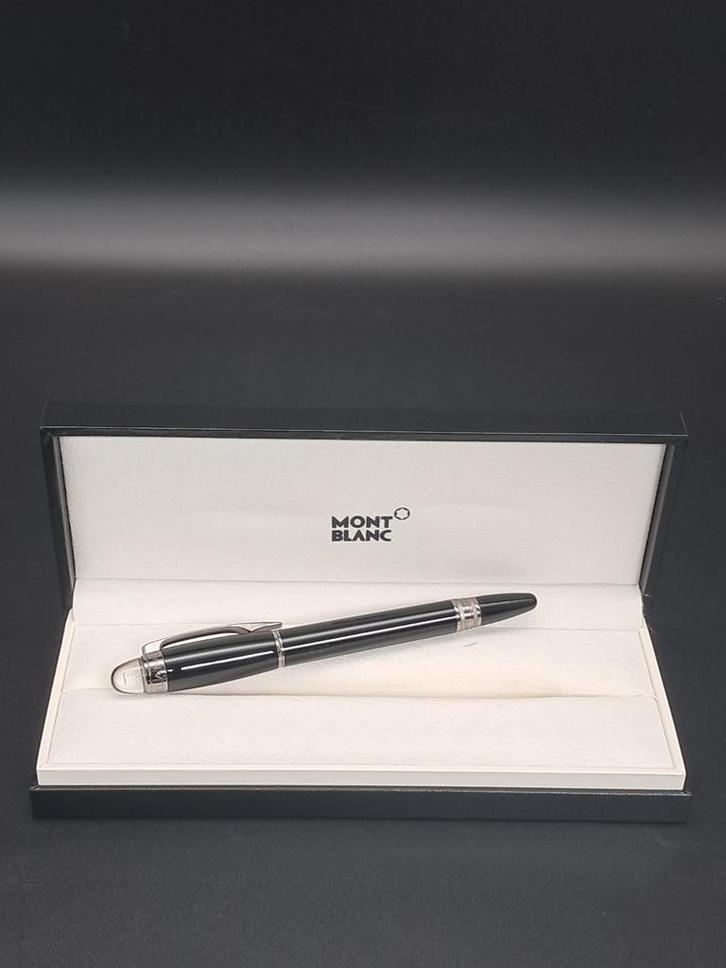 Montblanc Starwalker 105656 Rollerball Pen, Verzamelen, Pennenverzamelingen, Nieuw, Fineliner, Mont Blanc, Met doosje, Ophalen of Verzenden