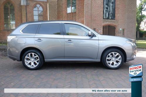 Mitsubishi Outlander 2.0 DOHC MIVEC PHEV TWEEDE EIGENAAR, Auto's, Mitsubishi, Bedrijf, Te koop, Outlander, 4x4, Achteruitrijcamera