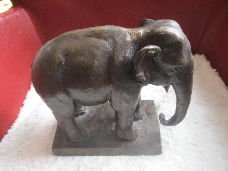 Bronzen olifant, Antiek en Kunst, Antiek | Koper en Brons, Brons, Ophalen of Verzenden