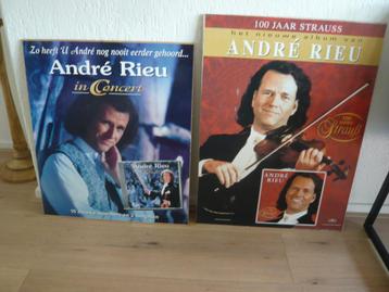 2 Andre Rieu posters op hout beschikbaar voor biedingen