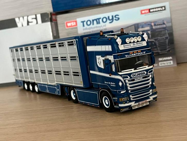 WSI Scania Peeters de Bakker met veeoplegger, Hobby en Vrije tijd, Modelauto's | 1:50, Zo goed als nieuw, Bus of Vrachtwagen, Wsi