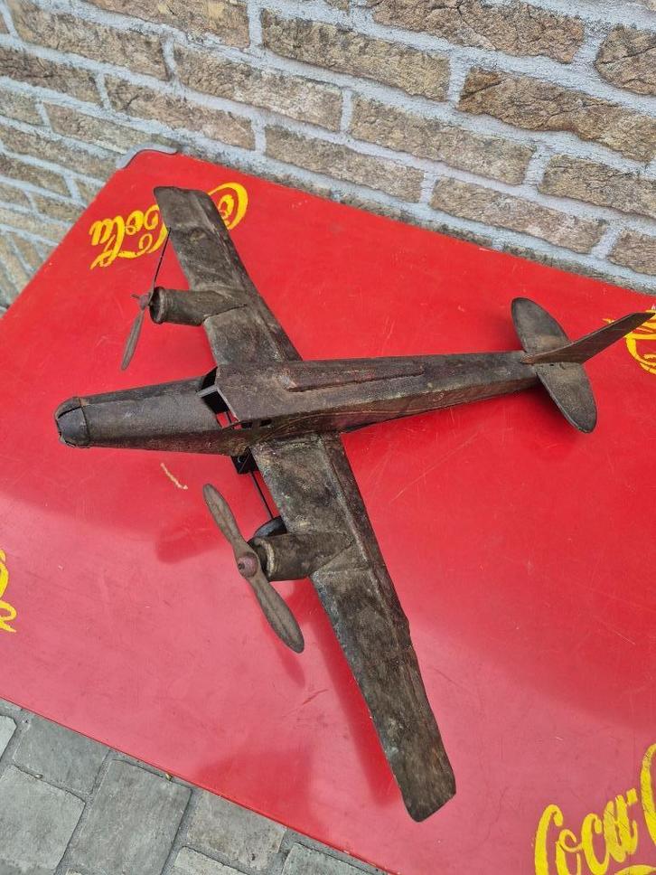 Blikken speelgoed   oud prachtig  groot vliegtuig  Joustra, Antiek en Kunst, Antiek | Speelgoed, Verzenden