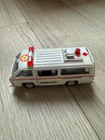 Japanse ambulance Diapet Yonezawa Toyota Hiace, Hobby en Vrije tijd, Modelauto's | 1:43, Ophalen of Verzenden, Auto, Overige merken