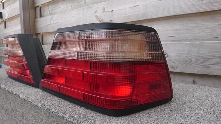 Mercedes w124 achterlichten met zijverlichting facelift, Auto-onderdelen, Verlichting, Mercedes-Benz, Oldtimer onderdelen, Nieuw