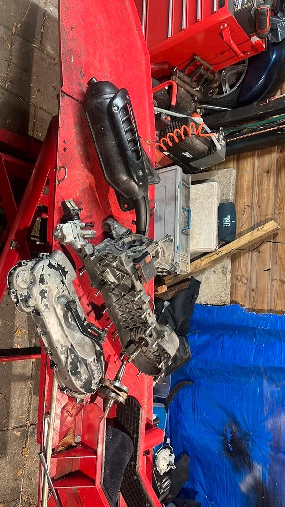 Skipper blok bouw pakket niet compleet!, Fietsen en Brommers, Brommeronderdelen | Scooters, Piaggio, Blok, Ophalen of Verzenden