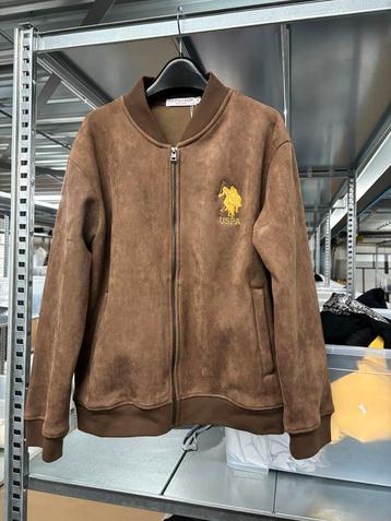 U.S. Polo Assn. Bruin Jas Maat M beschikbaar voor biedingen